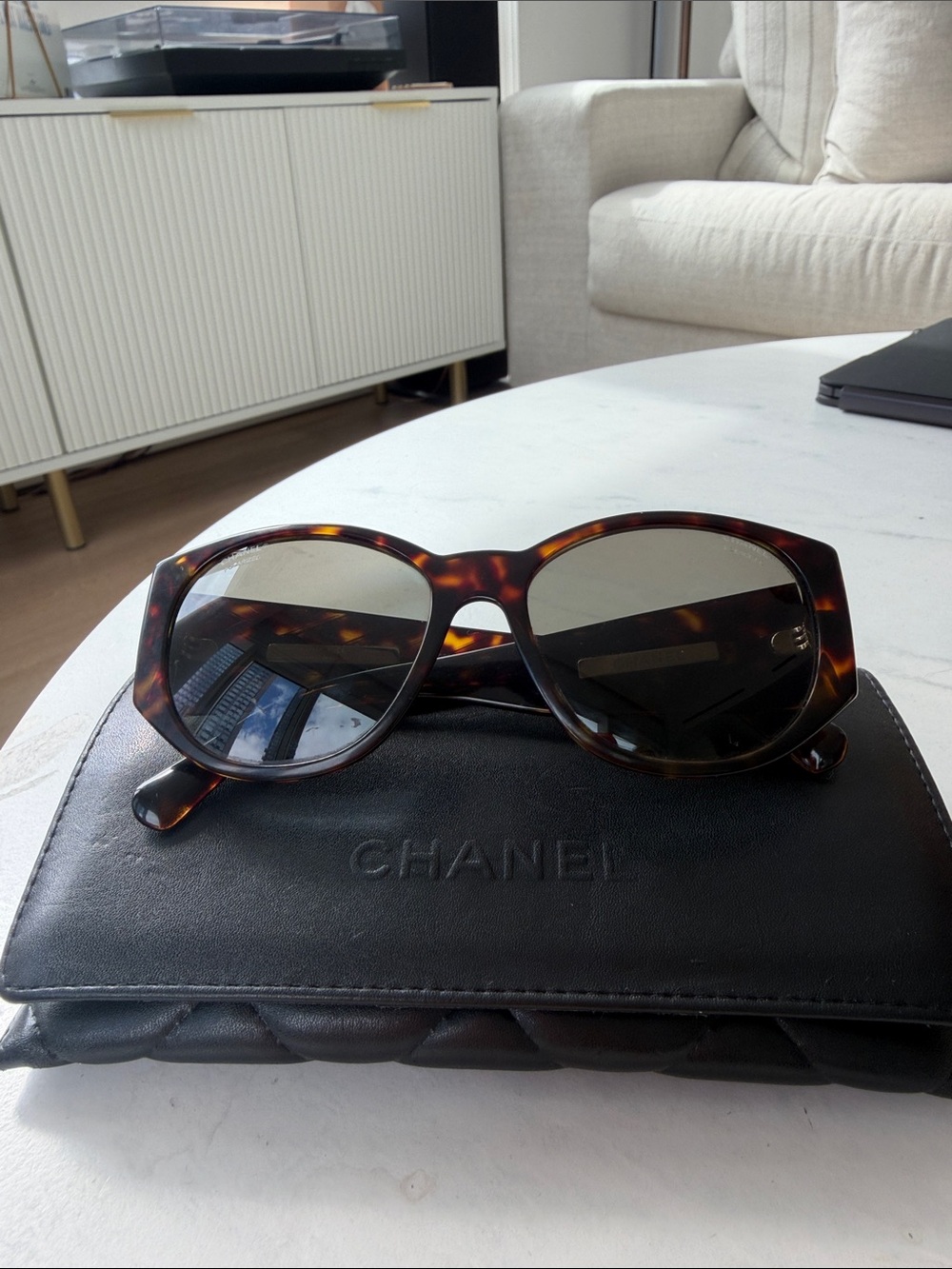 CHANEL Tortoiseshell Brown Oval Sunglasses